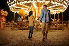 City Night Tour: Become the most familiar strangers to each other